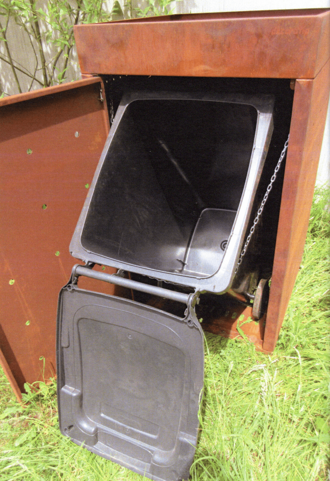 Müllbox mit Pflanzkasten aus Edelrost, Lieferzeit ca 3 Wochen – Bild 4